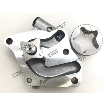 Skid Steer Loader Oil pump For Yanmar 4TNE98 4TNE94 4D94E Engine 129900-32000